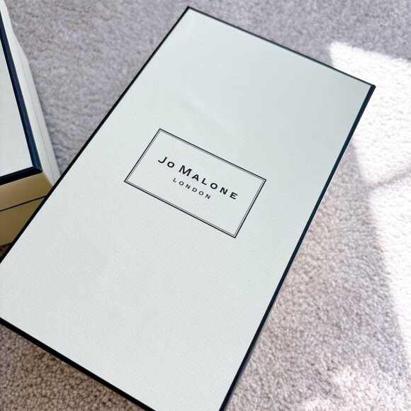 3 BRAND NEW JO MALONE BOXES, PRICE FOR ALL - Picture 5 of 6